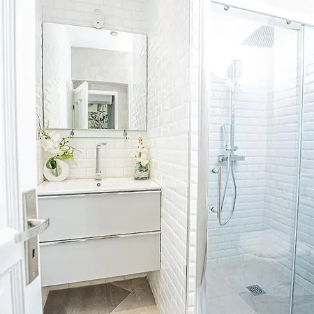 Lejlighed Private With Private Heatead Pool, Sauna And Jacuzzi In Antibes