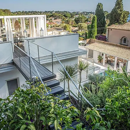 Private With Private Heatead Pool, Sauna And Jacuzzi In Appartamento